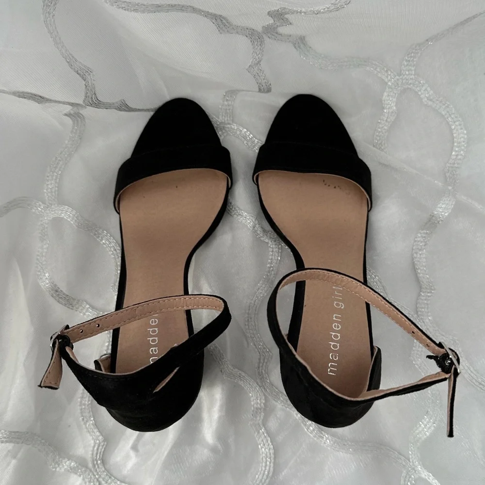 Steven Madden Girl Beella black block heels - Picture 2 of 9
